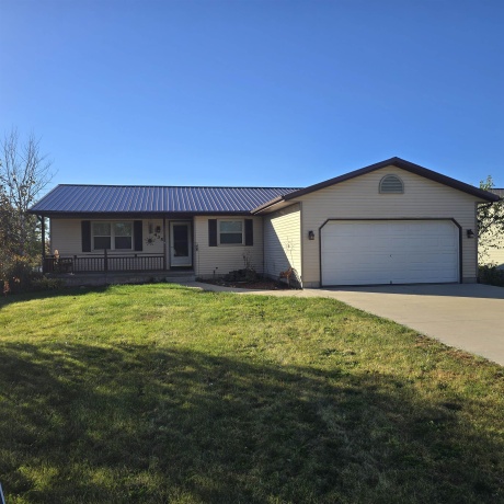 435 Sunnyside, Cedarville, Illinois 61013, 3 Bedrooms Bedrooms, ,3 BathroomsBathrooms,House,For Sale,Sunnyside,202506802