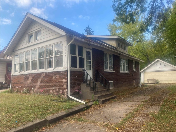 2213 Mulberry, ROCKFORD, Illinois 61102, 2 Bedrooms Bedrooms, ,1 BathroomBathrooms,House,For Sale,Mulberry,202506804