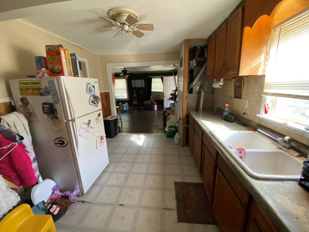 605 Garver, ROCKFORD, Illinois 61102, 2 Bedrooms Bedrooms, ,1 BathroomBathrooms,House,For Sale,Garver,202506805