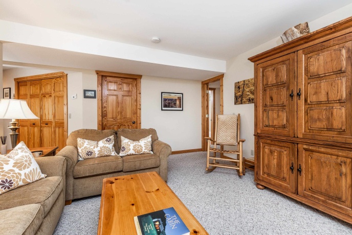 21 Belden School, GALENA, Illinois 61036, 3 Bedrooms Bedrooms, ,3 BathroomsBathrooms,House,For Sale,Belden School,202506807