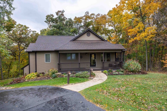 21 Belden School, GALENA, Illinois 61036, 3 Bedrooms Bedrooms, ,3 BathroomsBathrooms,House,For Sale,Belden School,202506807