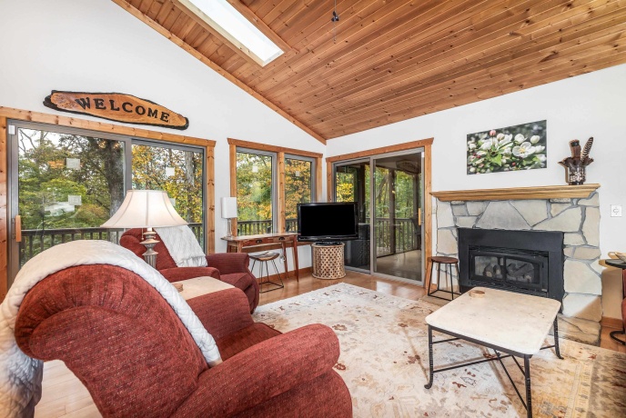 21 Belden School, GALENA, Illinois 61036, 3 Bedrooms Bedrooms, ,3 BathroomsBathrooms,House,For Sale,Belden School,202506807