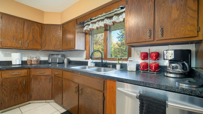 5588 35th, ROCKFORD, Illinois 61109, 3 Bedrooms Bedrooms, ,2 BathroomsBathrooms,House,For Sale,35th,202506809