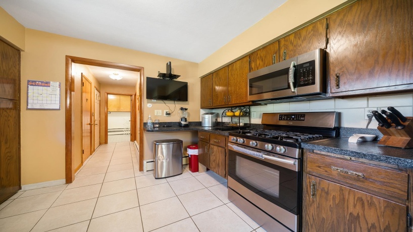 5588 35th, ROCKFORD, Illinois 61109, 3 Bedrooms Bedrooms, ,2 BathroomsBathrooms,House,For Sale,35th,202506809