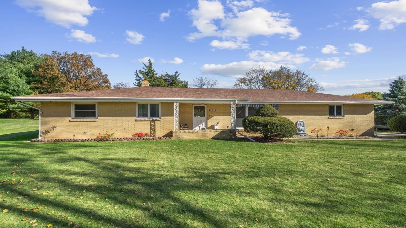 5588 35th, ROCKFORD, Illinois 61109, 3 Bedrooms Bedrooms, ,2 BathroomsBathrooms,House,For Sale,35th,202506809