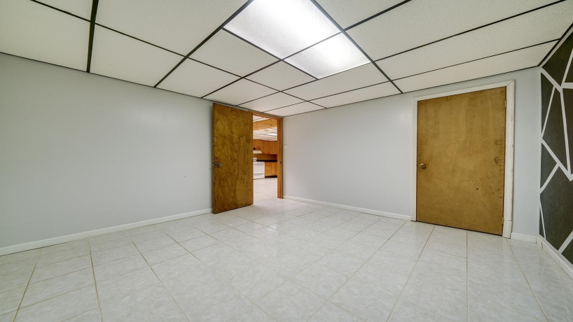 5588 35th, ROCKFORD, Illinois 61109, 3 Bedrooms Bedrooms, ,2 BathroomsBathrooms,House,For Sale,35th,202506809