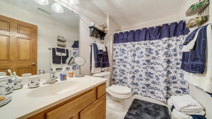 4804 Majestic Pass, LOVES PARK, Illinois 61111, 3 Bedrooms Bedrooms, ,3 BathroomsBathrooms,Condominium,For Sale,Majestic Pass,202506810