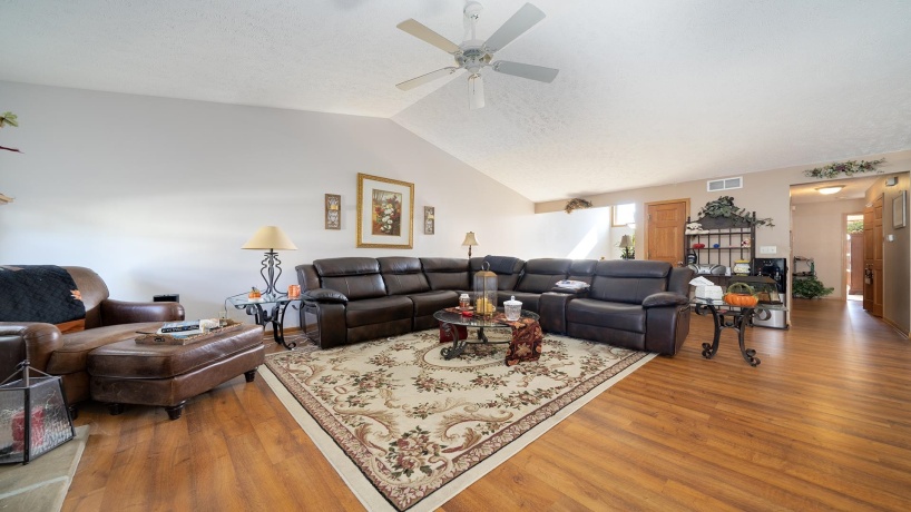 4804 Majestic Pass, LOVES PARK, Illinois 61111, 3 Bedrooms Bedrooms, ,3 BathroomsBathrooms,Condominium,For Sale,Majestic Pass,202506810