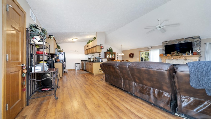 4804 Majestic Pass, LOVES PARK, Illinois 61111, 3 Bedrooms Bedrooms, ,3 BathroomsBathrooms,Condominium,For Sale,Majestic Pass,202506810