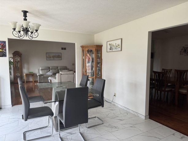 1916 Prestwold, MACHESNEY PARK, Illinois 61115, 3 Bedrooms Bedrooms, ,3 BathroomsBathrooms,House,For Sale,Prestwold,202506816