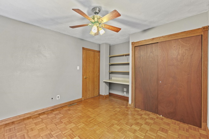 8099 Clearview Dr, ROCKFORD, Illinois 61102, 3 Bedrooms Bedrooms, ,2 BathroomsBathrooms,House,For Sale,Clearview Dr,202506818