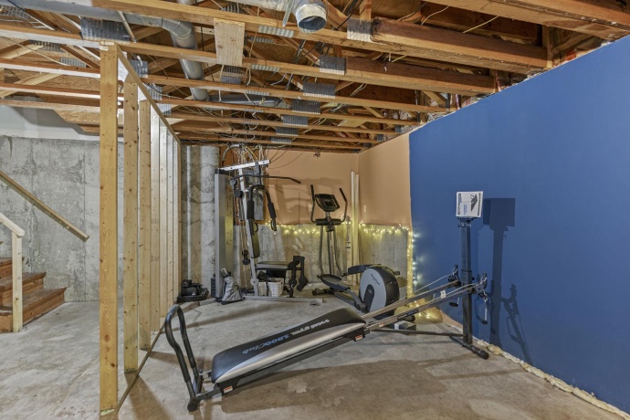 8099 Clearview Dr, ROCKFORD, Illinois 61102, 3 Bedrooms Bedrooms, ,2 BathroomsBathrooms,House,For Sale,Clearview Dr,202506818