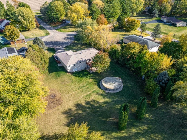 8099 Clearview Dr, ROCKFORD, Illinois 61102, 3 Bedrooms Bedrooms, ,2 BathroomsBathrooms,House,For Sale,Clearview Dr,202506818