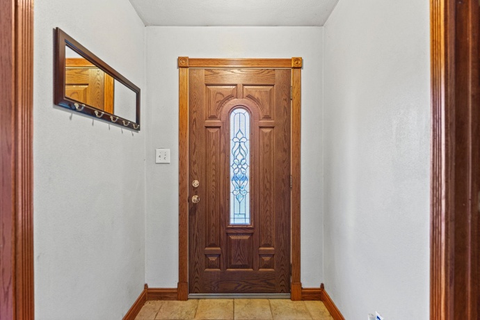 8099 Clearview Dr, ROCKFORD, Illinois 61102, 3 Bedrooms Bedrooms, ,2 BathroomsBathrooms,House,For Sale,Clearview Dr,202506818