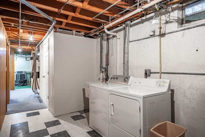 1205 7th, BELVIDERE, Illinois 61008, 3 Bedrooms Bedrooms, ,2 BathroomsBathrooms,House,For Sale,7th,202506496