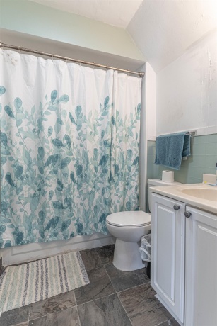 509 6th, ROCKFORD, Illinois 61107, 4 Bedrooms Bedrooms, ,1 BathroomBathrooms,House,For Sale,6th,202506820