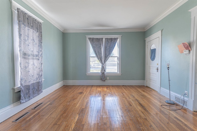 509 6th, ROCKFORD, Illinois 61107, 4 Bedrooms Bedrooms, ,1 BathroomBathrooms,House,For Sale,6th,202506820