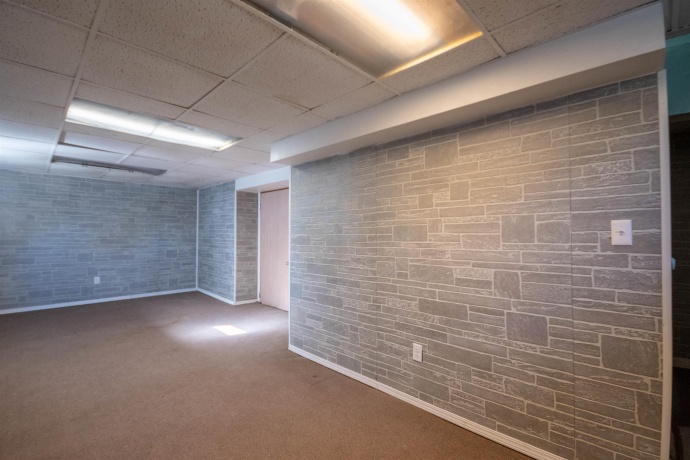 509 6th, ROCKFORD, Illinois 61107, 4 Bedrooms Bedrooms, ,1 BathroomBathrooms,House,For Sale,6th,202506820