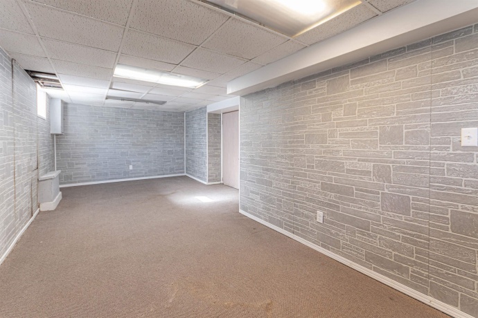 509 6th, ROCKFORD, Illinois 61107, 4 Bedrooms Bedrooms, ,1 BathroomBathrooms,House,For Sale,6th,202506820