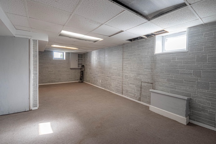 509 6th, ROCKFORD, Illinois 61107, 4 Bedrooms Bedrooms, ,1 BathroomBathrooms,House,For Sale,6th,202506820