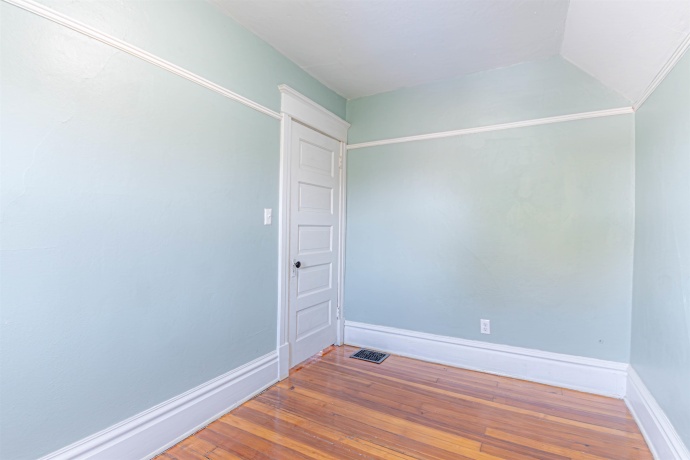 509 6th, ROCKFORD, Illinois 61107, 4 Bedrooms Bedrooms, ,1 BathroomBathrooms,House,For Sale,6th,202506820