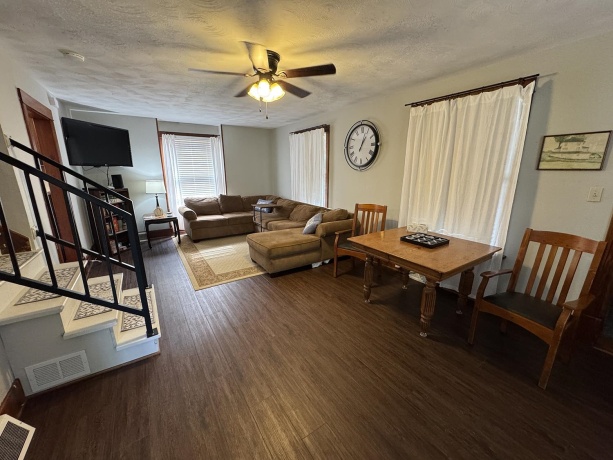 410 Carroll, MOUNT CARROLL, Illinois 61053, 3 Bedrooms Bedrooms, ,1 BathroomBathrooms,House,For Sale,Carroll,202506821