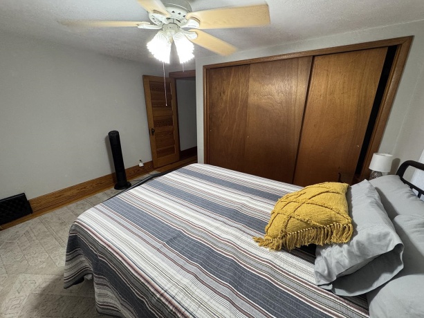 410 Carroll, MOUNT CARROLL, Illinois 61053, 3 Bedrooms Bedrooms, ,1 BathroomBathrooms,House,For Sale,Carroll,202506821