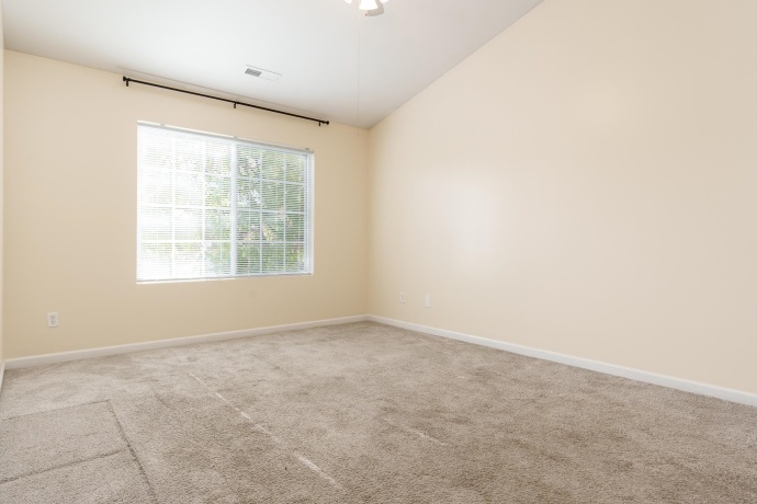 6538 COMMONWEALTH, LOVES PARK, Illinois 61111, 2 Bedrooms Bedrooms, ,1 BathroomBathrooms,Condominium,For Sale,COMMONWEALTH,202506822