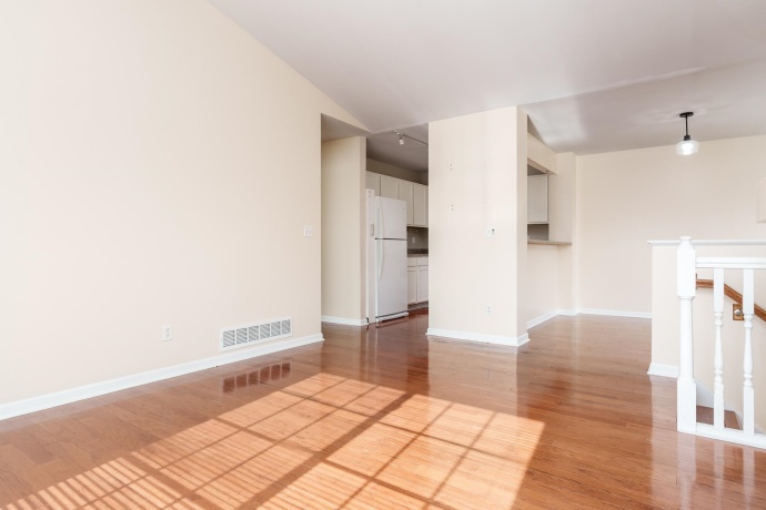 6538 COMMONWEALTH, LOVES PARK, Illinois 61111, 2 Bedrooms Bedrooms, ,1 BathroomBathrooms,Condominium,For Sale,COMMONWEALTH,202506822