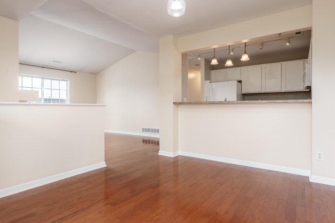 6538 COMMONWEALTH, LOVES PARK, Illinois 61111, 2 Bedrooms Bedrooms, ,1 BathroomBathrooms,Condominium,For Sale,COMMONWEALTH,202506822