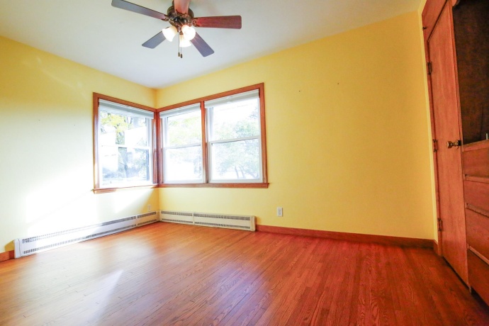 124 Brown, FRANKLIN GROVE, Illinois 61031, 3 Bedrooms Bedrooms, ,1 BathroomBathrooms,House,For Sale,Brown,202506825