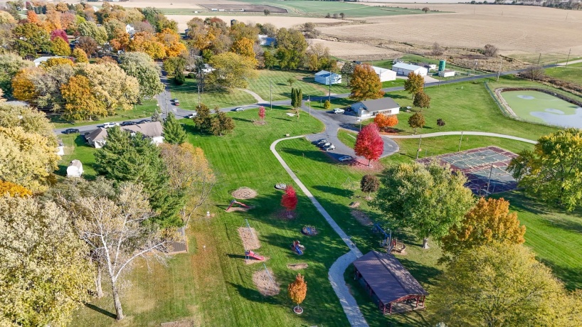 124 Brown, FRANKLIN GROVE, Illinois 61031, 3 Bedrooms Bedrooms, ,1 BathroomBathrooms,House,For Sale,Brown,202506825