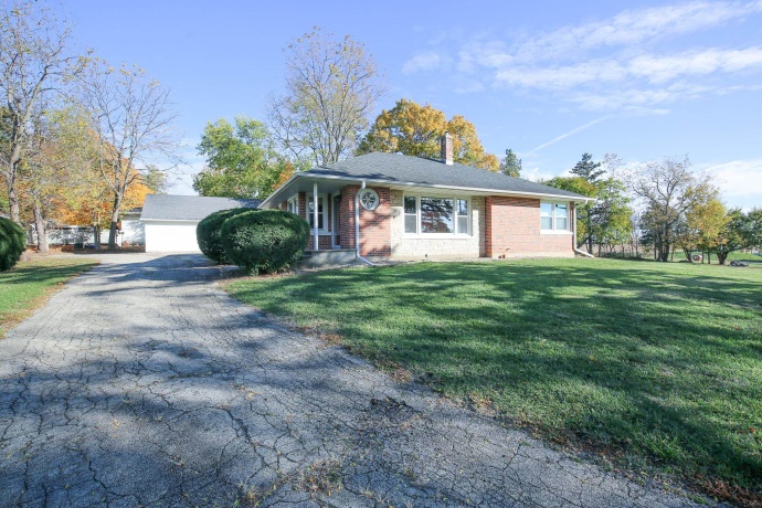 124 Brown, FRANKLIN GROVE, Illinois 61031, 3 Bedrooms Bedrooms, ,1 BathroomBathrooms,House,For Sale,Brown,202506825