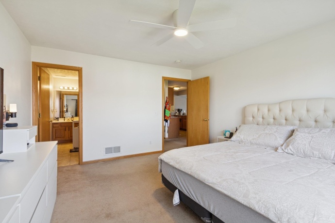 145 Penny, SYCAMORE, Illinois 60178, 2 Bedrooms Bedrooms, ,2 BathroomsBathrooms,Condominium,For Sale,Penny,202506824