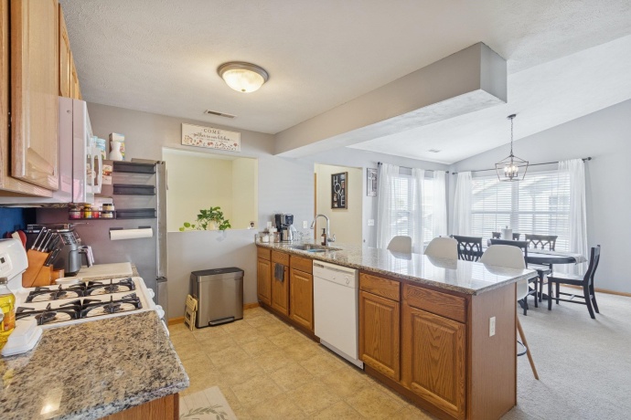 145 Penny, SYCAMORE, Illinois 60178, 2 Bedrooms Bedrooms, ,2 BathroomsBathrooms,Condominium,For Sale,Penny,202506824