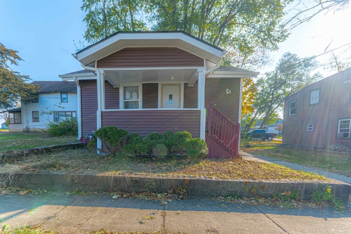 210 Stewart, ROCKFORD, Illinois 61108, 2 Bedrooms Bedrooms, ,1 BathroomBathrooms,House,For Sale,Stewart,202506827