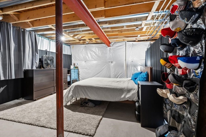 725 CLOVERLEAF, MARENGO, Illinois 60152, 3 Bedrooms Bedrooms, ,2 BathroomsBathrooms,House,For Sale,CLOVERLEAF,202506828