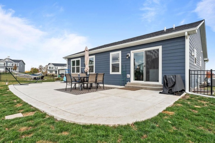 725 CLOVERLEAF, MARENGO, Illinois 60152, 3 Bedrooms Bedrooms, ,2 BathroomsBathrooms,House,For Sale,CLOVERLEAF,202506828