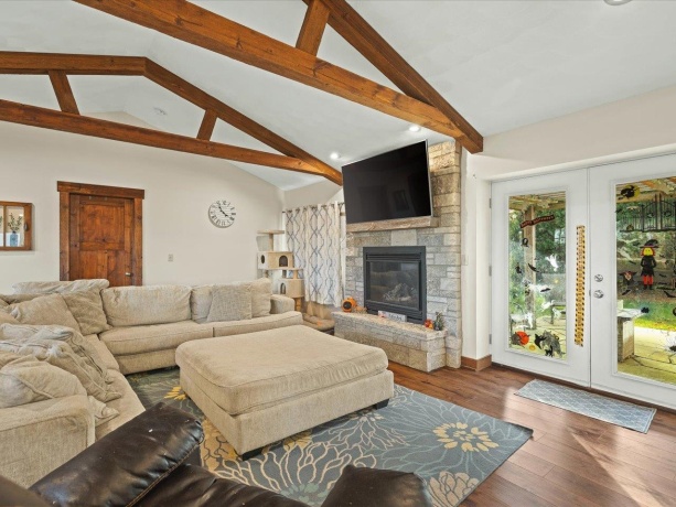 5070 Pecatonica, PECATONICA, Illinois 61063, 4 Bedrooms Bedrooms, ,3 BathroomsBathrooms,House,For Sale,Pecatonica,202506831