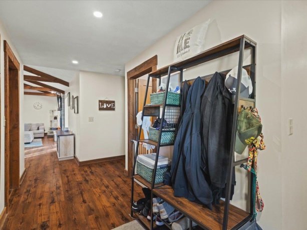 5070 Pecatonica, PECATONICA, Illinois 61063, 4 Bedrooms Bedrooms, ,3 BathroomsBathrooms,House,For Sale,Pecatonica,202506831