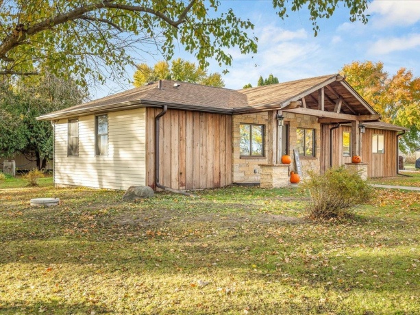 5070 Pecatonica, PECATONICA, Illinois 61063, 4 Bedrooms Bedrooms, ,3 BathroomsBathrooms,House,For Sale,Pecatonica,202506831