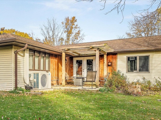 5070 Pecatonica, PECATONICA, Illinois 61063, 4 Bedrooms Bedrooms, ,3 BathroomsBathrooms,House,For Sale,Pecatonica,202506831