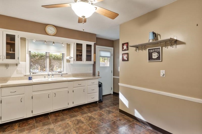 2617 9th, ROCKFORD, Illinois 61108, ,2 Units,For Sale,9th,202506836