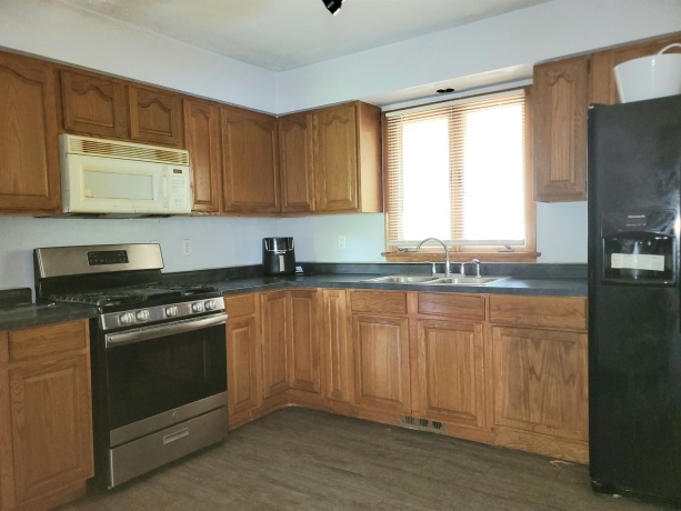 2511 Ashland, ROCKFORD, Illinois 61101, 3 Bedrooms Bedrooms, ,1 BathroomBathrooms,House,For Sale,Ashland,202506835