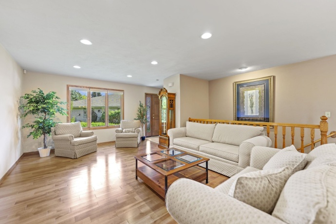 7220 WEATHERED OAK, ROCKFORD, Illinois 61107, 2 Bedrooms Bedrooms, ,2 BathroomsBathrooms,Condominium,For Sale,WEATHERED OAK,202506833