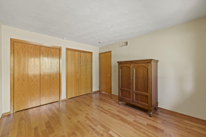 7220 WEATHERED OAK, ROCKFORD, Illinois 61107, 2 Bedrooms Bedrooms, ,2 BathroomsBathrooms,Condominium,For Sale,WEATHERED OAK,202506833