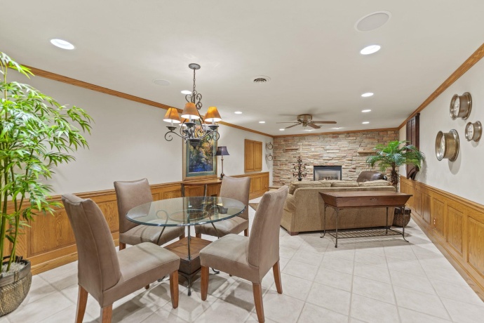 7220 WEATHERED OAK, ROCKFORD, Illinois 61107, 2 Bedrooms Bedrooms, ,2 BathroomsBathrooms,Condominium,For Sale,WEATHERED OAK,202506833