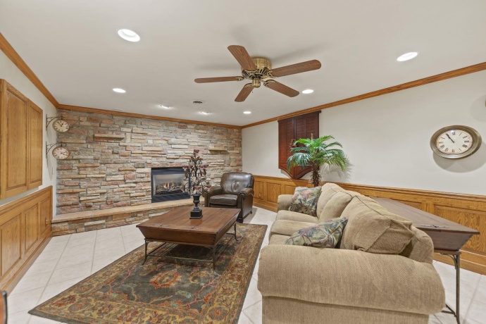 7220 WEATHERED OAK, ROCKFORD, Illinois 61107, 2 Bedrooms Bedrooms, ,2 BathroomsBathrooms,Condominium,For Sale,WEATHERED OAK,202506833