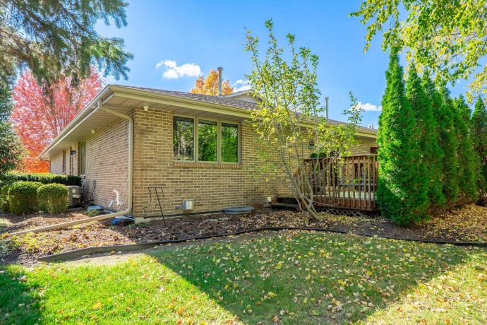 7220 WEATHERED OAK, ROCKFORD, Illinois 61107, 2 Bedrooms Bedrooms, ,2 BathroomsBathrooms,Condominium,For Sale,WEATHERED OAK,202506833