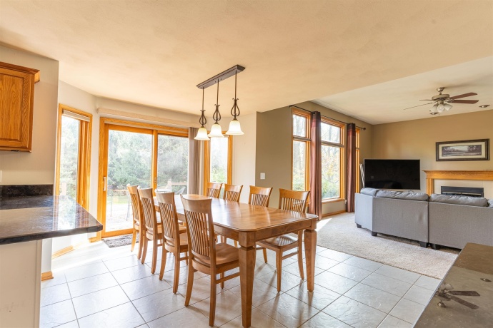 5196 Forest, ROCKFORD, Illinois 61109, 4 Bedrooms Bedrooms, ,2 BathroomsBathrooms,House,For Sale,Forest,202506839